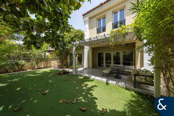 Exclusive | Upgraded Townhouse | GCMC | 4 Bed